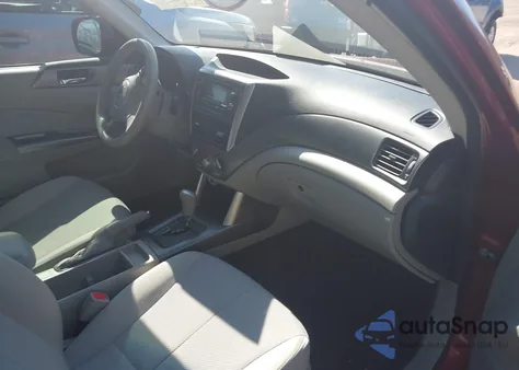 2011 Subaru Forester 2.5X Premium из США, поврежденный, VIN JF2SHBCC9BH758640